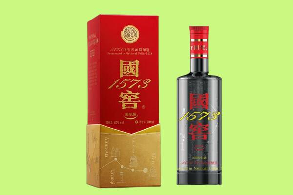 宝丰县回收国窖1573.jpg